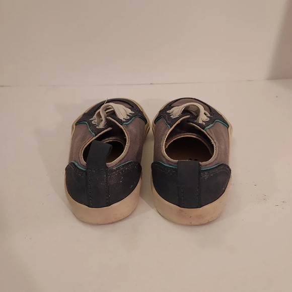 Old Navy Blue and Gray Canvas Slip On Casual Sneakers in Size 6 - Picture 4 of 11